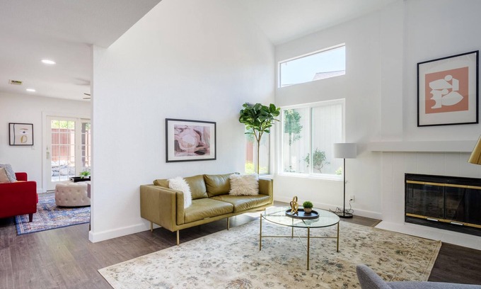 Pleasanton Casa | Pet-Friendly 3BR Home in Pleasanton Near BART