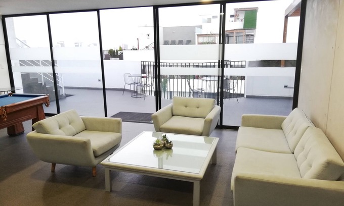 San Isidro Apartamento | Pet Friendly Apart(10 Pers)+Pool+Gym+Grill+Garage