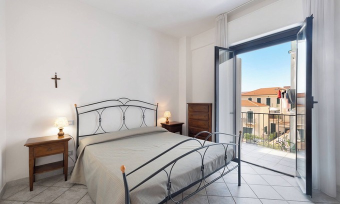 Varigotti Apartamento | Apartamento "12 Mehari" que admite mascotas, con balcón y Wi-Fi