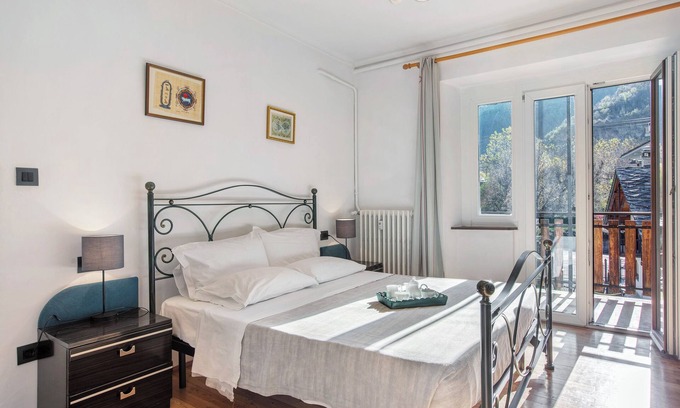 Arvier Apartamento | Apartamento 'Casa Tua - Arvier' con vistas a la montaña que admite mascotas