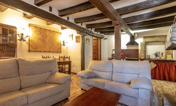 Rupit I Pruit Apartamento | Apartamento "Can Lo" con vistas a la montaña y Wi-Fi que admite mascotas