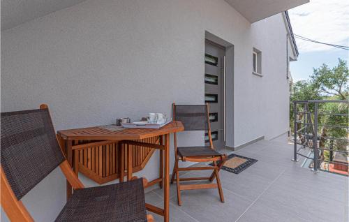 Pirovac Apartamento | Pet Friendly Apartment In Pirovac