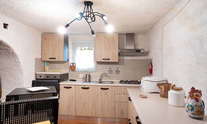 Beverino Apartamento | Apartamento "Il Bacio del Sole" con barbacoa, terraza compartida y Wi-Fi; mascotas permitidas