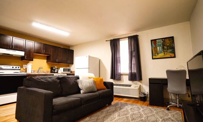 Mount Vernon Apartamento | ¡Disfruta de la ciudad de Baltimore en el mejor apartamento!