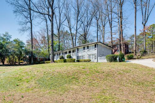 Atlanta Casa | Pet-Friendly Atlanta Retreat with 2 Bicycles
