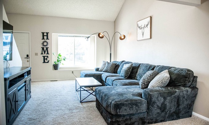 Northeast Colorado Springs Casa | PET FRIENDLY: COZY GETAWAY, CENTRALLY LOCATED