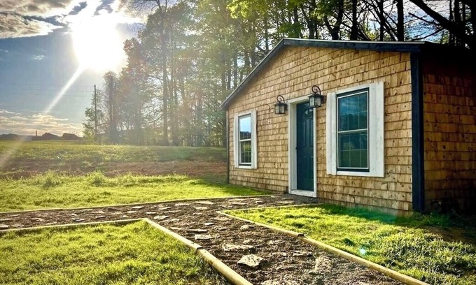 Marienville Cabina | Pet-Friendly Cabin Near Cook Forest+Allegheny national forest: Knotty Pine Lodge