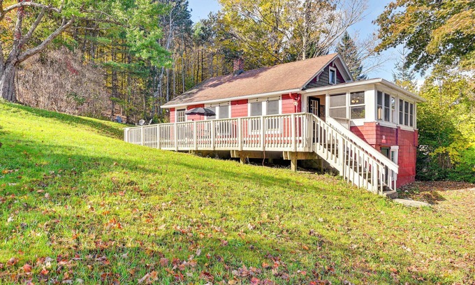 Grand Gorge Cabaña | Pet-Friendly Catskills Retreat: Fire Pit & Deck!