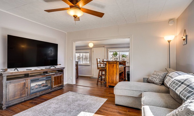 Canon City Casa | Pet-Friendly Colorado Retreat w/ Patio & Fire Pit!