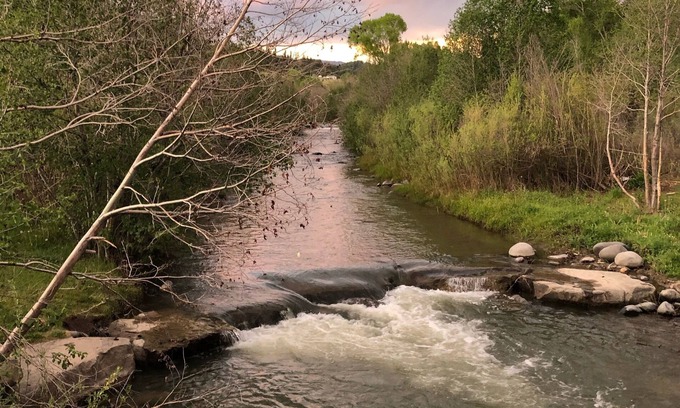 Pagosa Springs Cabina | ¡Diversión frente al río! Puerta trasera de pesca! ¡¡MASCOTA AMIGABLE!! VISTAS, ¡¡Paz y tranquilidad !!