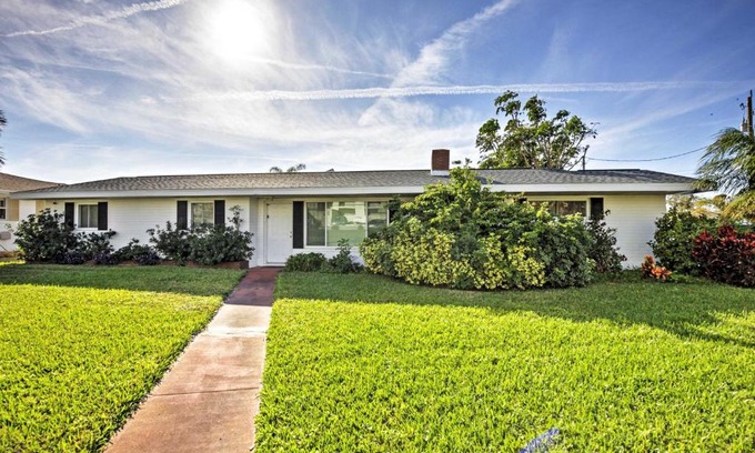 Orlando Heights Casa | Pet-Friendly Daytona Beach Home, Walk to the Ocean