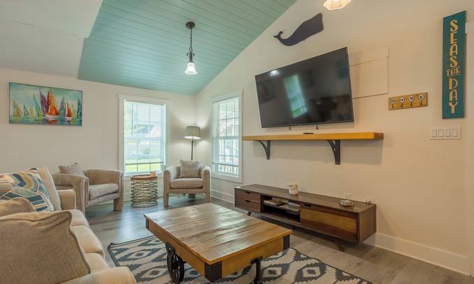 Rehoboth Beach Casa | Pet Friendly Easy Bike Ride to Rehoboth Recently Built Cottage w/ 3BR