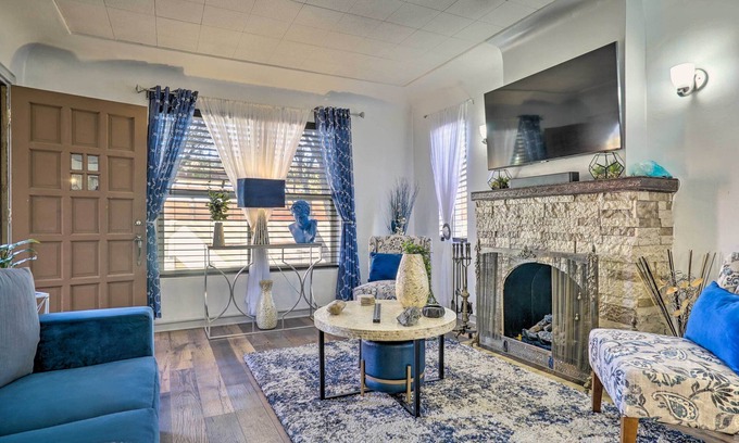 El Paso Cabaña | Pet-friendly El Paso Escape w/ Patio + Grill!