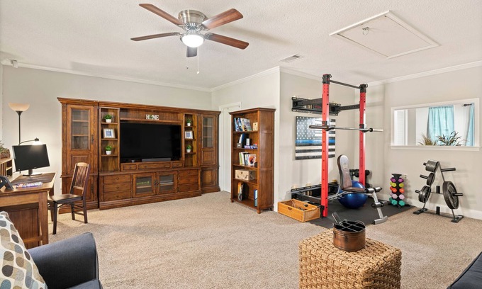 Country Club Estates Casa | Pet Friendly/Exercise Room