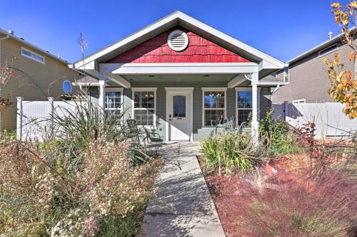 Fruita Casa | Pet-Friendly Fruita Home - Walk to Downtown!