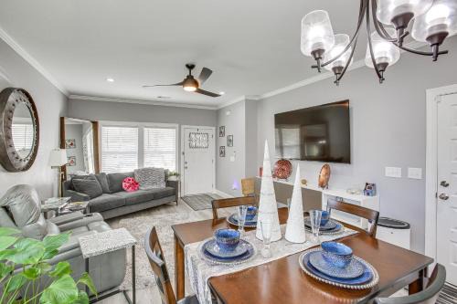 Gallatin Casa | Pet-Friendly Gallatin Home with Deck, 1 Mi to Town!