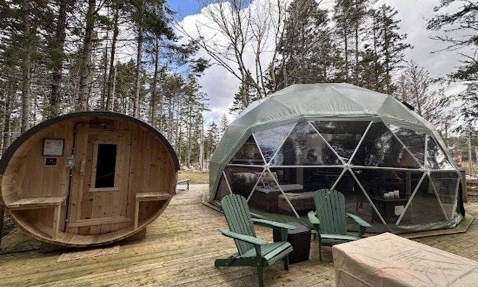 Seabright Casa | Pet-Friendly Glamping Dome close to Peggy’s Cove!