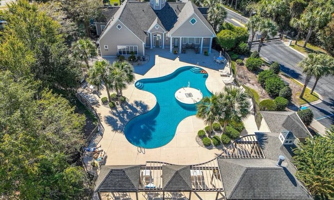 Vaught Condominio | PET FRIENDLY-GREAT LOCATION! MINUTES TO BEACH AND GOLF COURSE.
