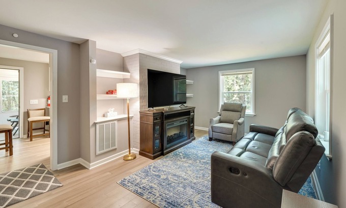 Forest Oaks Casa | Pet-Friendly Greensboro Home on 50 Private Acres