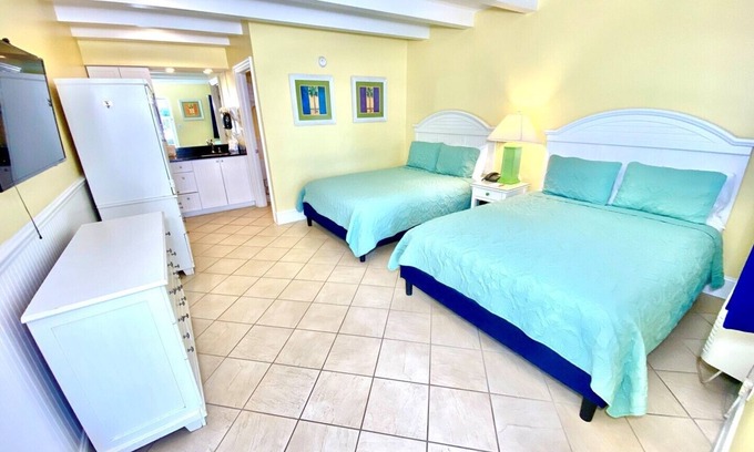 Atlantic Beach Hotel | Pet-friendly, Hidden Gem, 3 Blocks to Beach! Unit 201