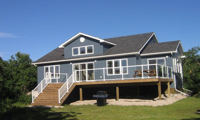 Manitoba Casa | Cabaña privada frente al lago Steep Rock - Capacidad para 7