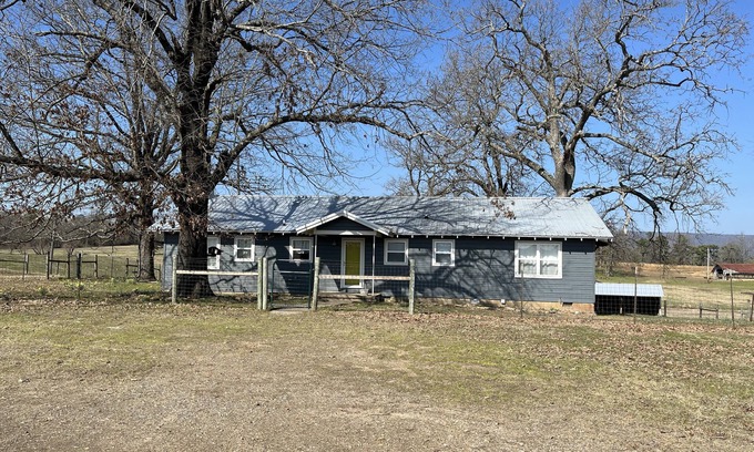 Dardanelle Otro | Pet-friendly, lakes, state parks, mountains, world class biking trails, hiking