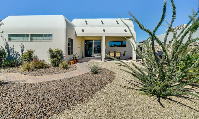Las Cruces Casa | Pet-Friendly Las Cruces Gem w/ Private Backyard!