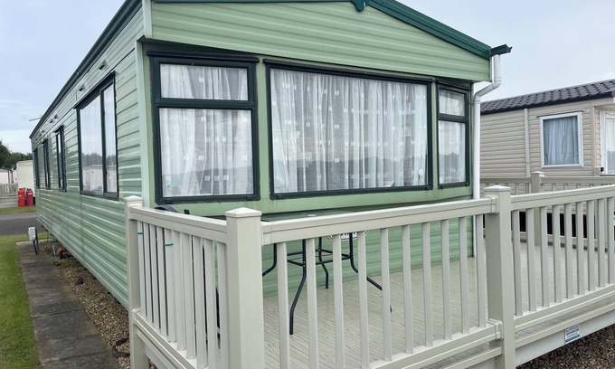 Skegness Cabina | Pet Friendly - Millfield Park Skegness 4 Bed