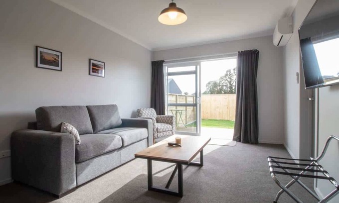 Brixton Apartamento | ALMOHADILLA DE VUELO - ASIENTO DE VENTANA