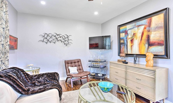 Central Oklahoma City Casa | Pet-Friendly OKC Home ~ 4 Mi to Downtown!