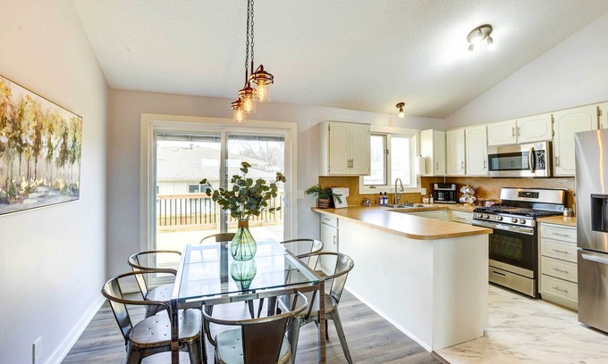 Omaha Casa | Pet-Friendly Omaha Vacation Rental w/ Deck!