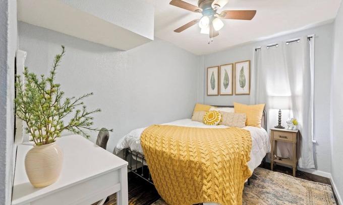 Fort Wayne Apartamento | Pet-Friendly One-Bedroom Apartment in Downtown