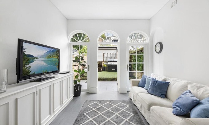 Paddington Casa | Pet Friendly Paddo Terrace