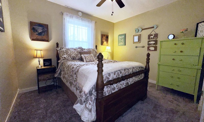 Ozark Casa | Pet Friendly Retreat in Ozark National Forest - Ride Your SxS Directly 2 Trails!