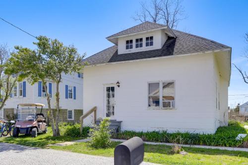 Ewell Casa | Pet-Friendly Smith Island Cottage with Golf Cart!