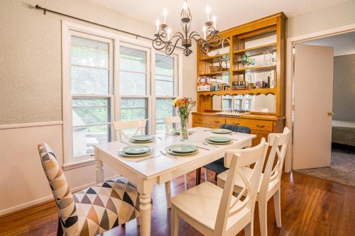 Highland Casa | Pet-Friendly St Paul Home Fireplace and Office Area