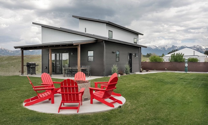 Bigfork Casa | Pet Friendly! The Jewel View Cottages Unit 8