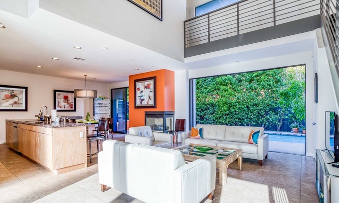 Baristo Casa | Pet-friendly townhome close to downtown with private pool, spa and more!