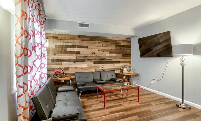 Highspire Casa | Pet Friendly Townhouse