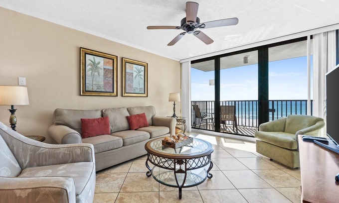Thomas Drive Condominio | PET FRIENDLY! Stay Right on the Beach! - PW402