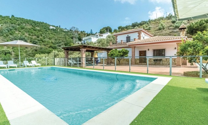 Cómpeta Villa | Villa Casa Olivia con piscina y Wi-Fi que admite mascotas