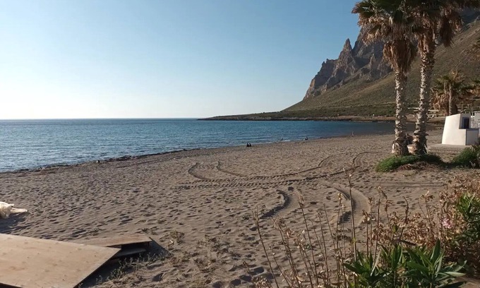Cornino Villa | Villa Sul Mare con vistas al mar y jardín que admite mascotas