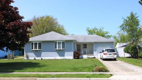 Cape May Casa | Pet Friendly, Walk To Beach