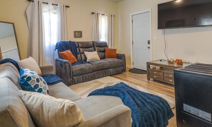Worcester Apartamento | Pet-Friendly Worcester Apt ~ 1 Mi to Downtown!