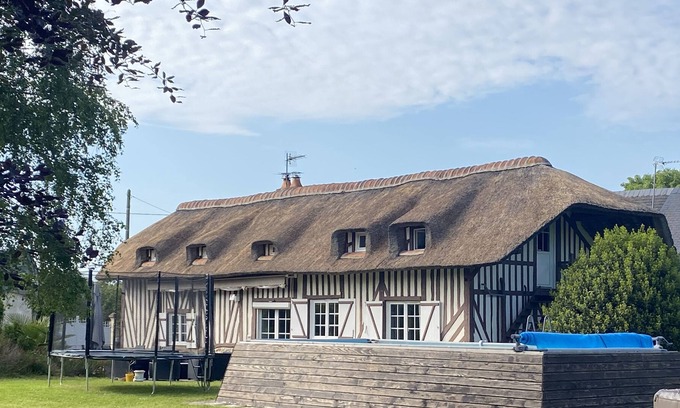 Blonville-sur-Mer Casa | Petit Manoir des Forges 10 min from Deauville with private swimming pool