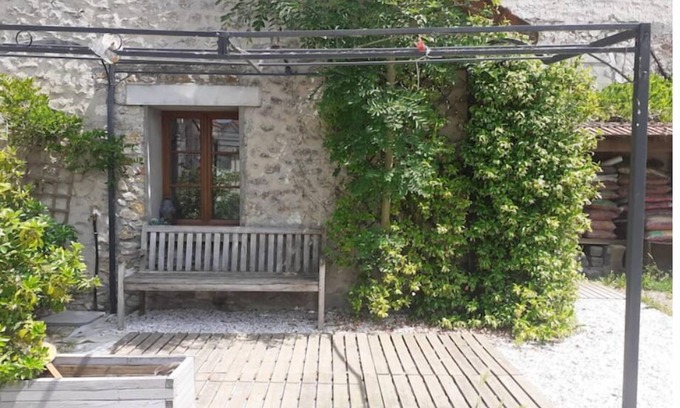 Conde-Sainte-Libiaire Casa | Petite Maison Duplex Indépendante