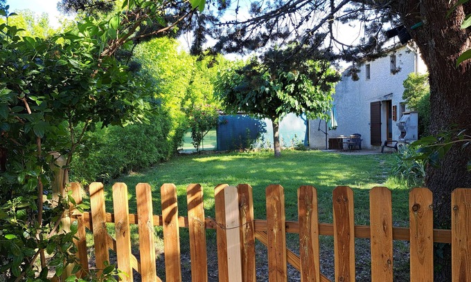Cadenet Casa | Petite Maison Avec Jardin sud Luberon