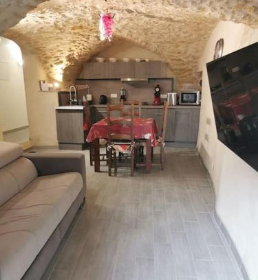 Aniane Casa | Petite maison de village charmante et authentique