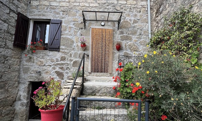 Campo Casa | Petite Maison de Village en Pierre Corse