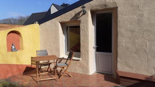 Pluvigner Casa | Petite maison naturelle avec son jardin privé